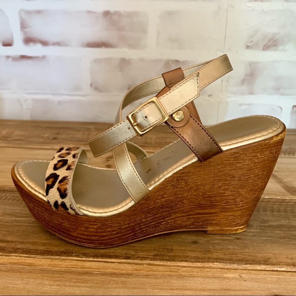 💖Italian Shoemakers Gold/Leopard Trim Sandals SZ6